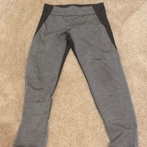 Old Navy Active Girls Grey Mesh Leggings (L 10-12)